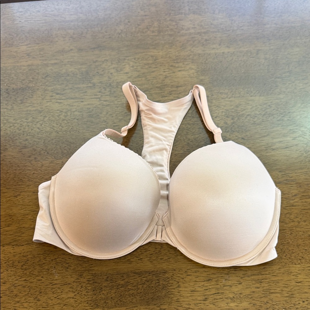 Victoria's Secret Cream Racerback Bra